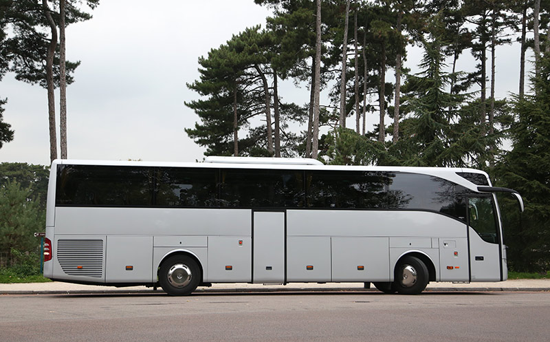coach-bus-MERCEDES-BENZ-Tourismo-15-RH